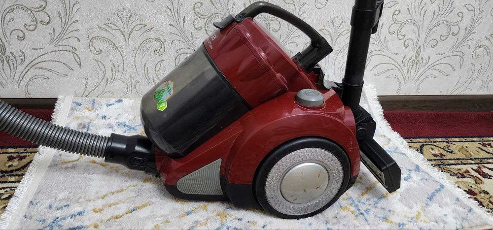 Artel 2000 W маркалы пылесос