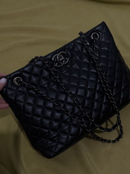 Продам женские сумки цена 6000