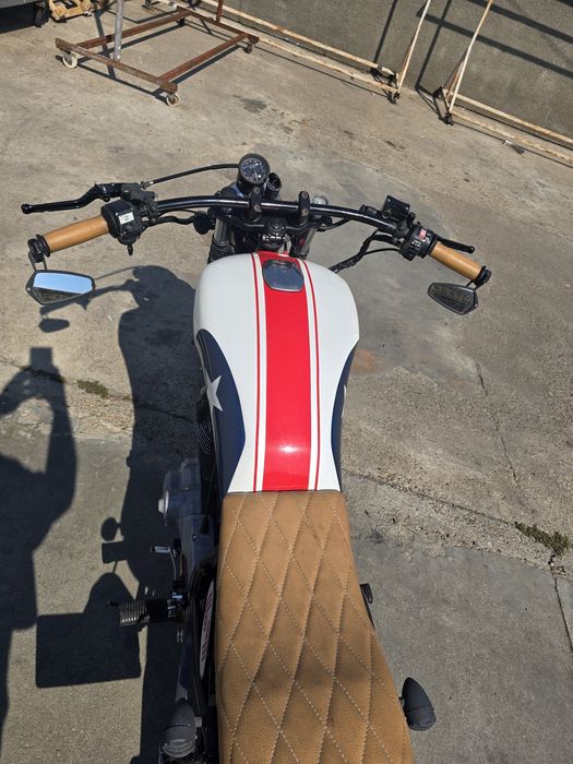 Suzuki GR 650 Brat