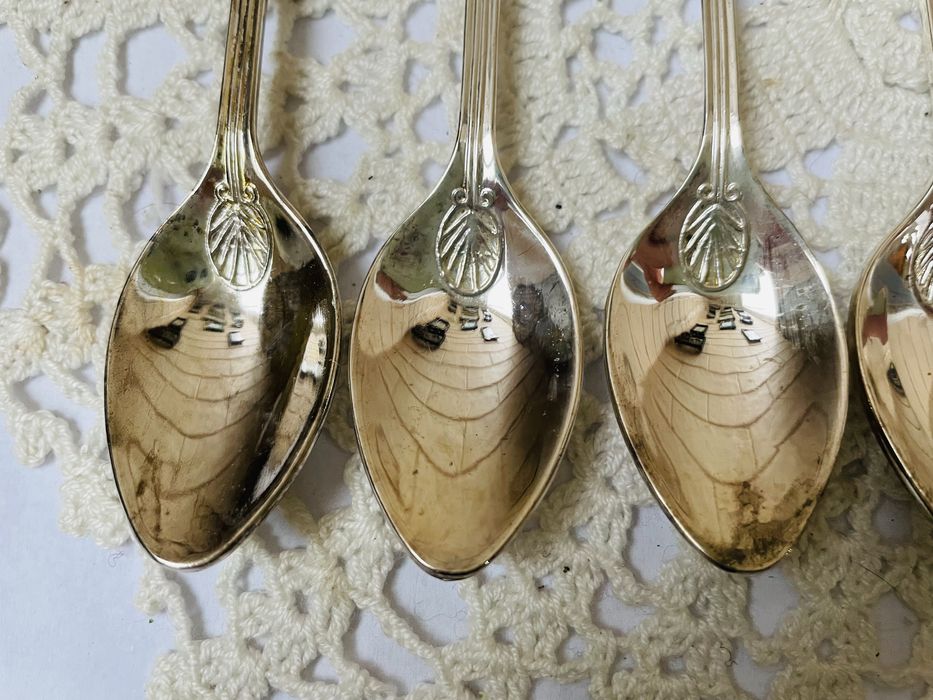 Красиви посребрени лъжички с порцелан от Англия