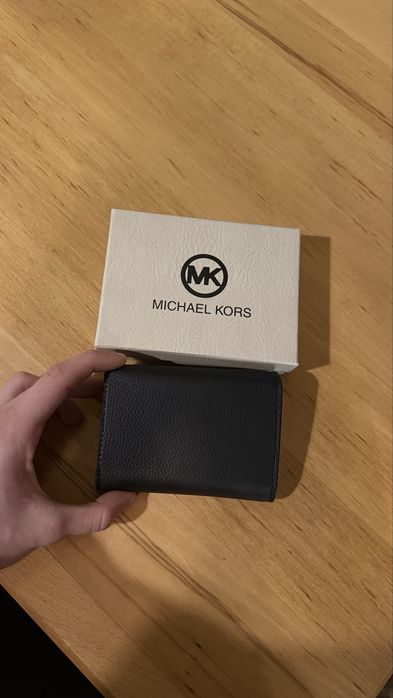 Дамско портмоне Michael Kors