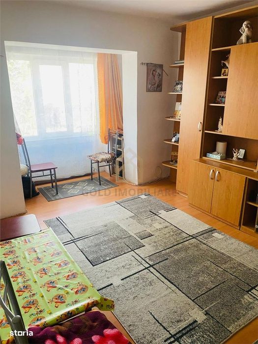 Garsoniera de vanzare