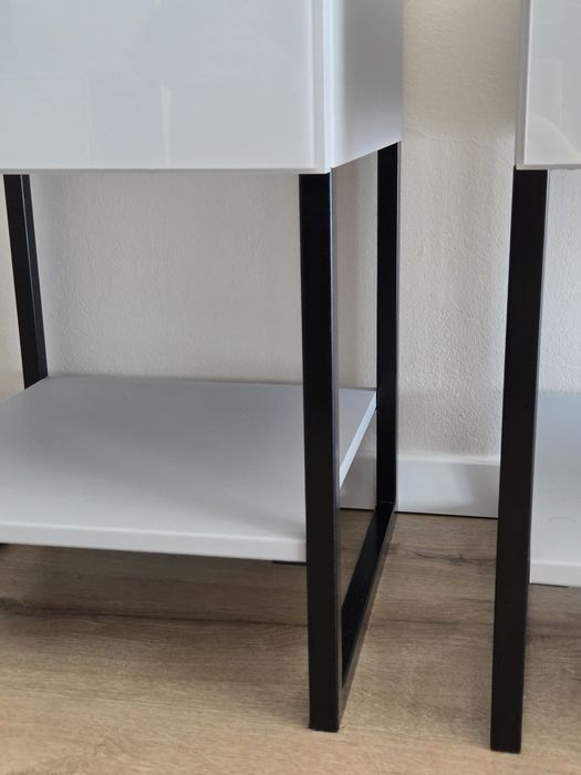 Noptieră nouă gri lux