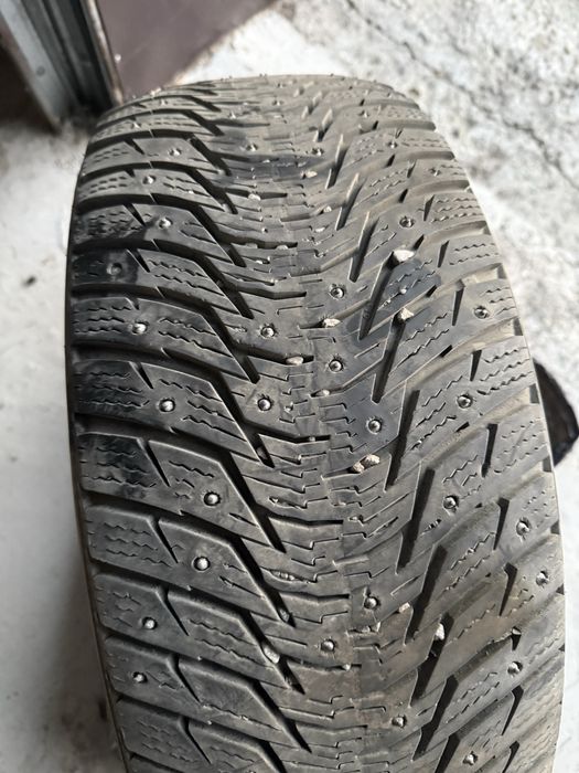 235/45 r18 зима шипы продам