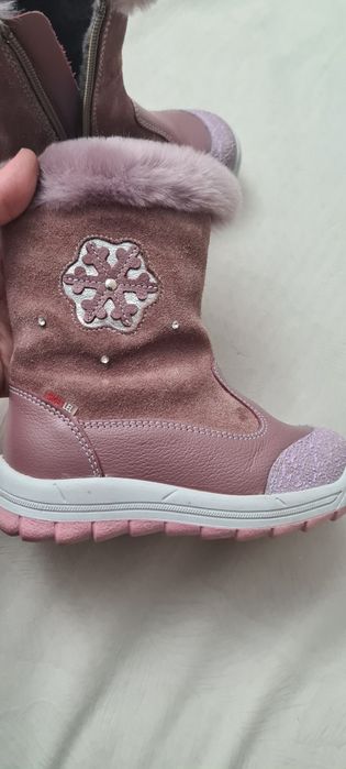 Продам зимние сапожки Лель