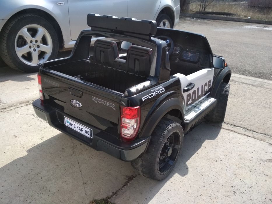 Продам детский электромобиль