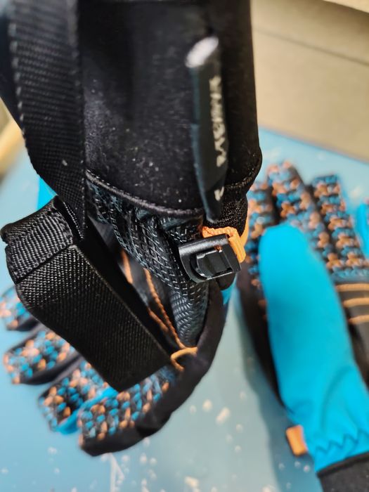 Reusch ски ръкавици детско юношески