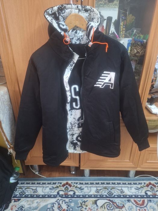 Костюм и куртки на мальчика