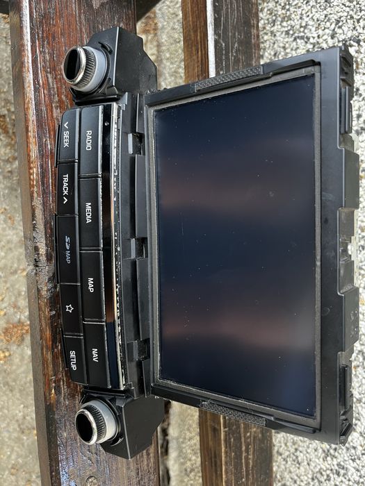 Навигация и лайстна за Hyundai tucson 2016