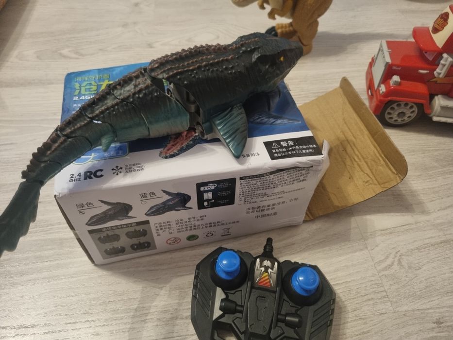 Lot jucarii Ben 10, Fulger McQueen 3-5 ani