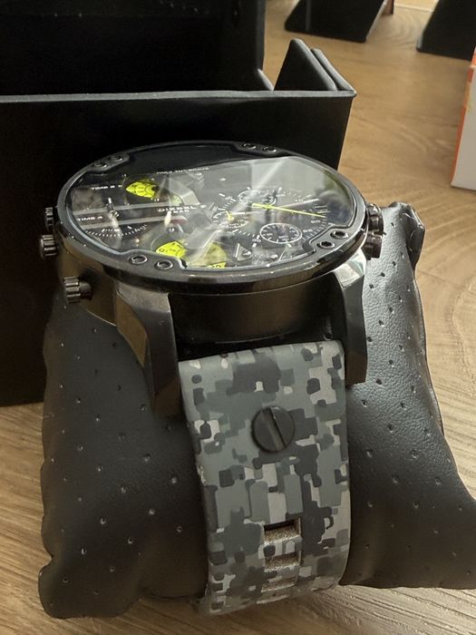 Мъжки часовник Diesel Mr Daddy 2.0 DZ7311