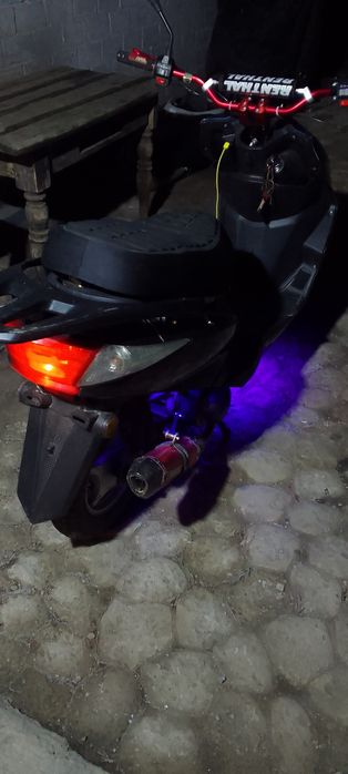 Продам скутер м8