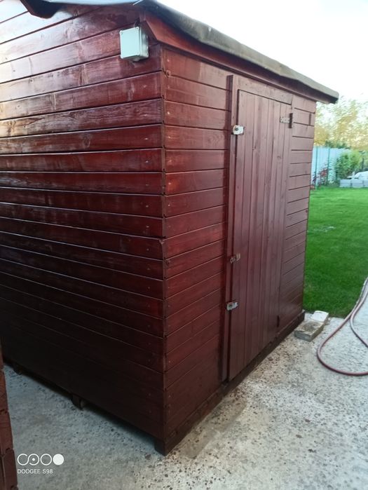 Vând 2 anexe de lemn Mobile 3x2m