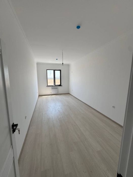 Sokin makon loyhasidan 1 xonali uy sotiladi