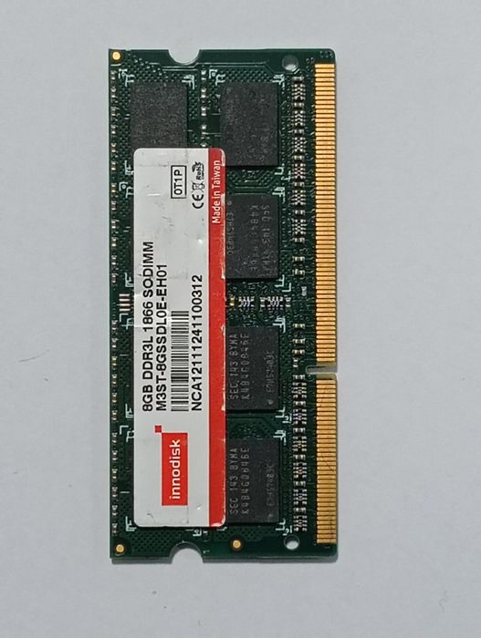 Vand memorii RAM SO-DIMM DDR3 si DDR3L de 8Gb