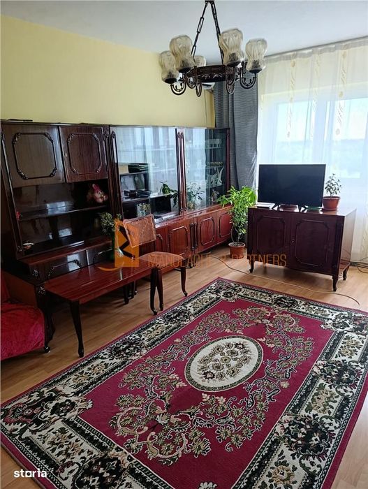 Apartament 3 camere confort 1 decomandat zona Brosteni