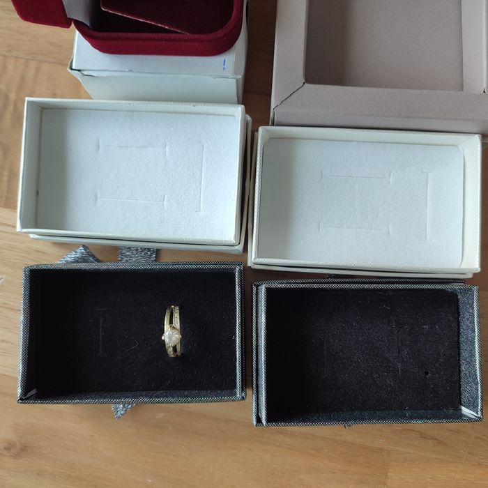 Cutie / Cutiuță inel, verighete, cercei,lănțișor)