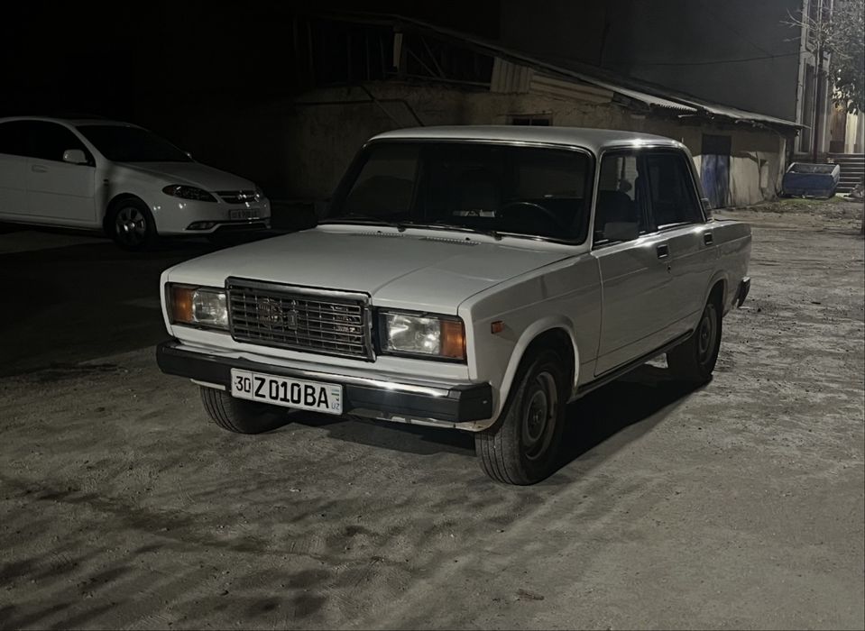 Lada 2107 sotiladi 2008 yil
