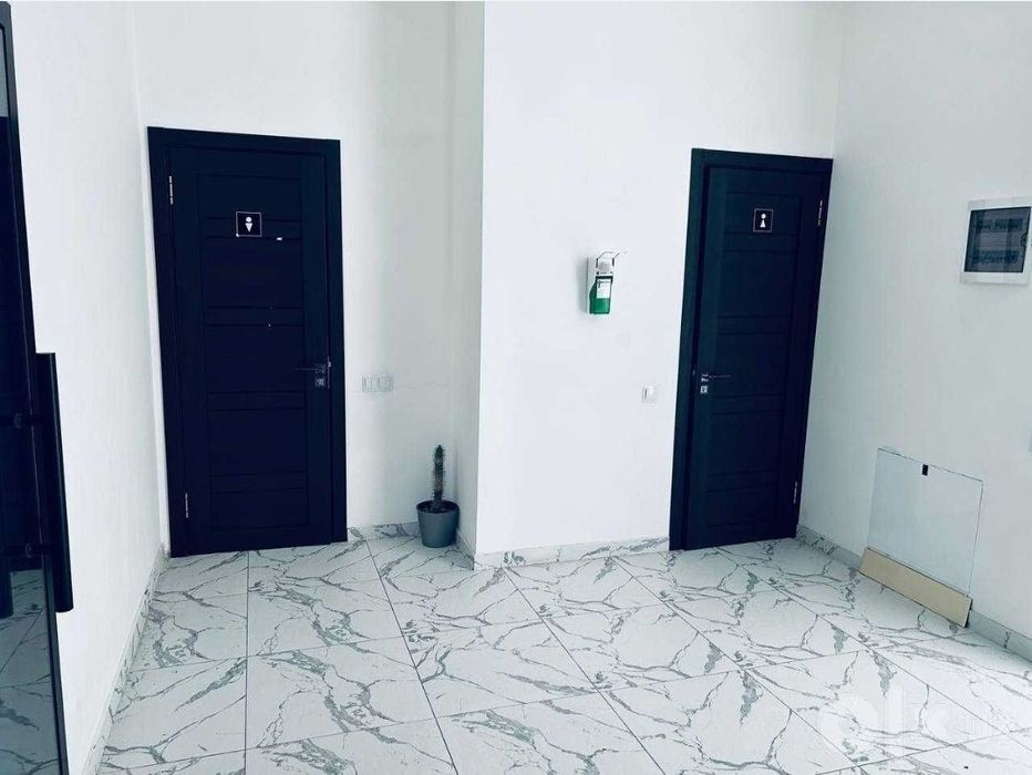 Паркентский сдаётся офис 4х комнатный 150м2