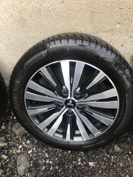 Джанти с зимни гуми 18 цола за Митсубиши Mitsubishi