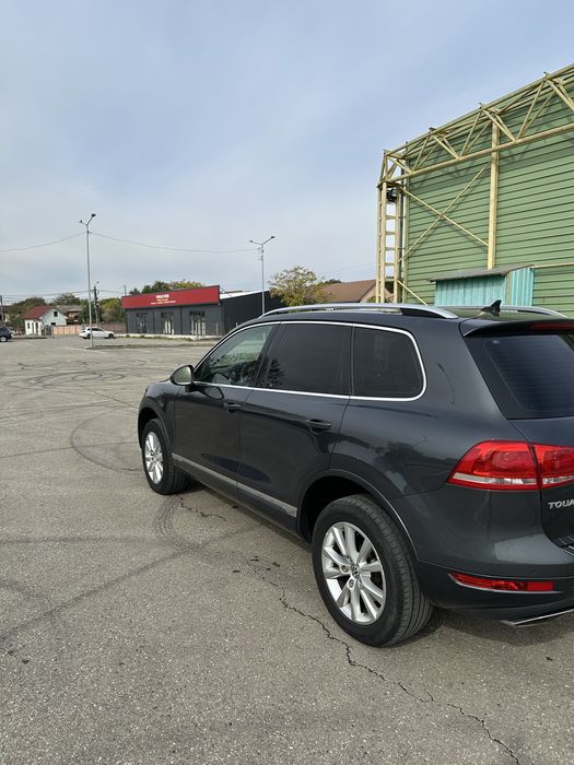 VOLKSWAGEN Touareg 2010 — imagine 4