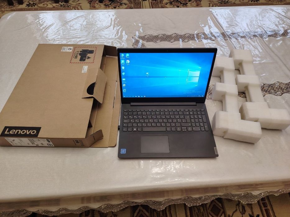 Офисный Ноутбук  1