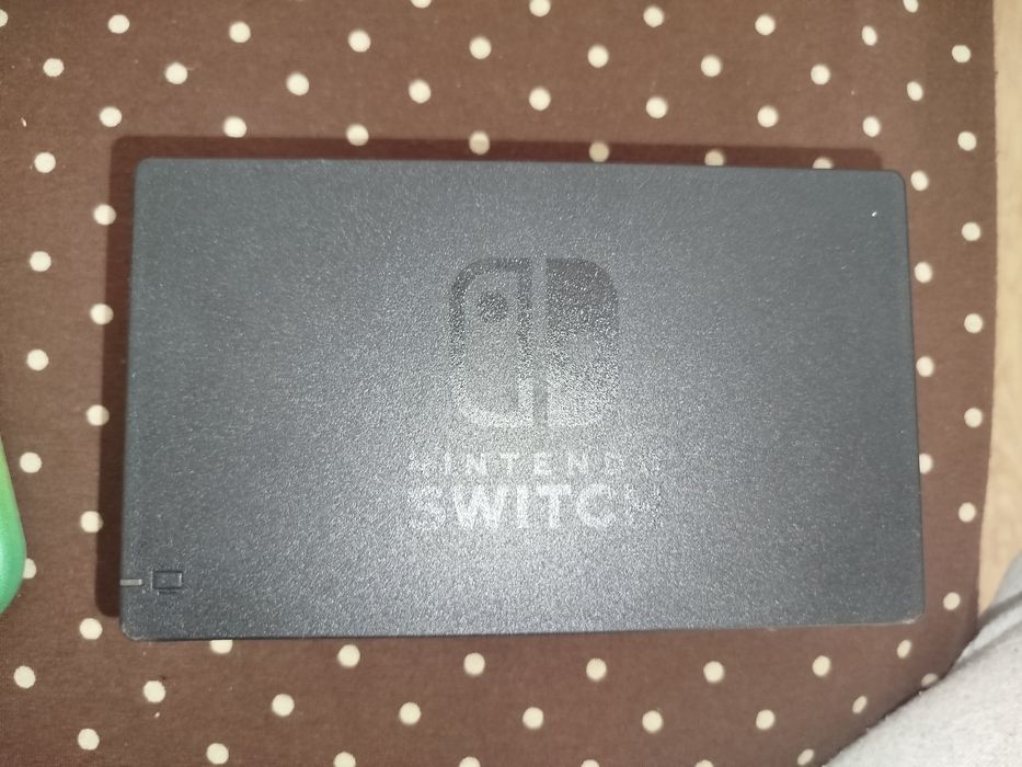 Продавам Nintendo Switch