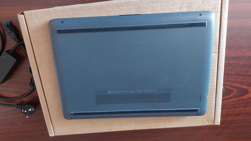 лаптор HP 245 14"