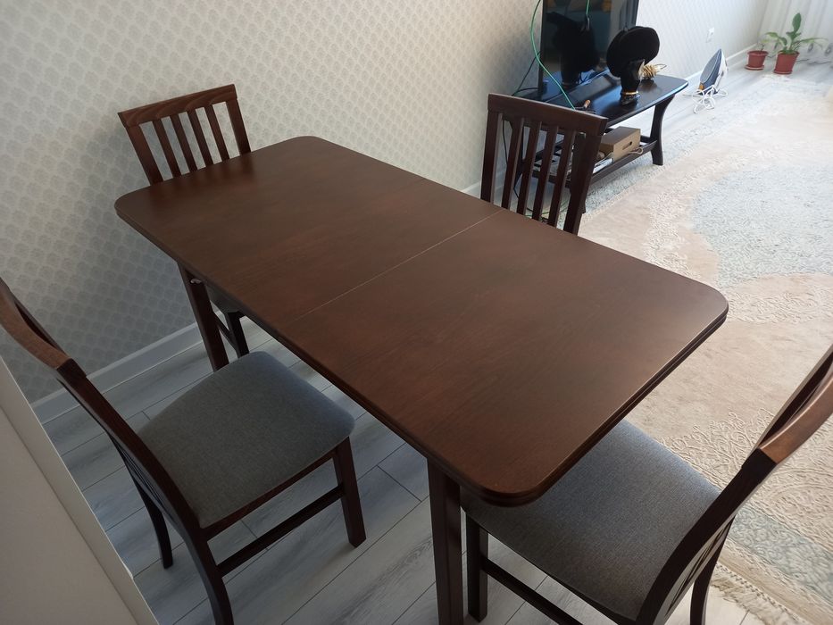 Продам стол со стульями