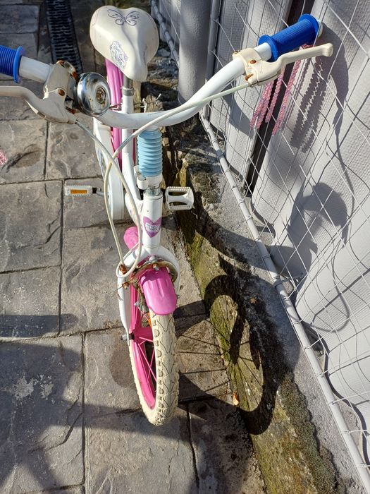 Vând bicicleta fete