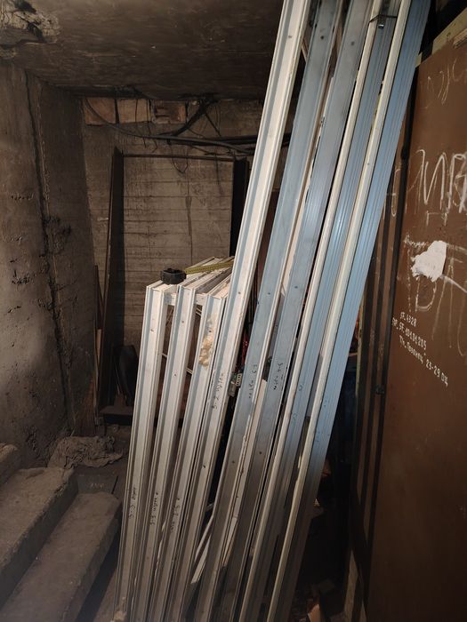 Пвц дограма Пистолет и Фикс