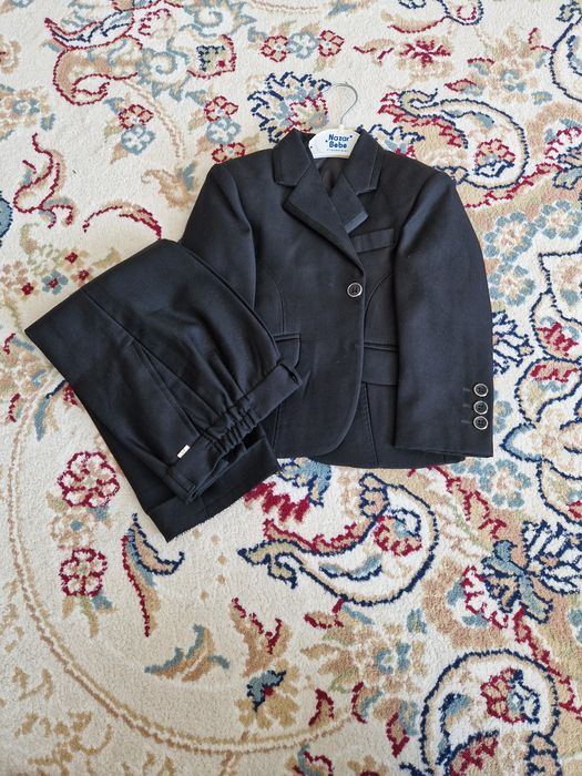 Классический костюм для подростка