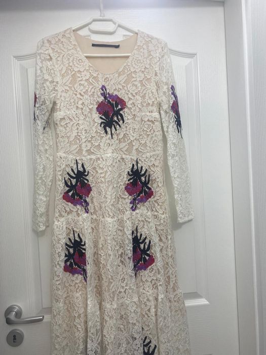 Rochita superba Silvian Heach impecabila M