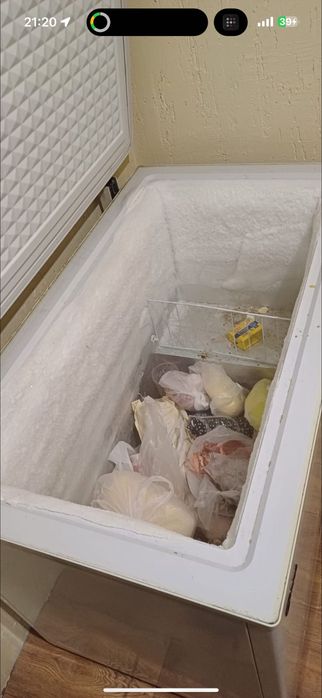 Морозильник большой