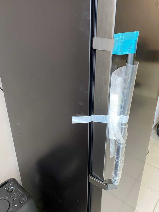 ЧИСТО НОВ Хладилник Samsung RR39M7565B1