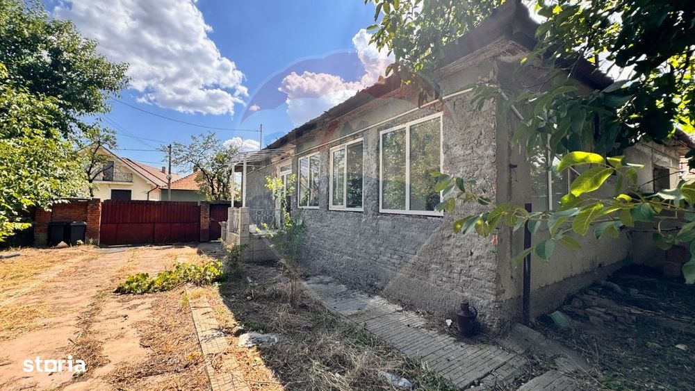 Casă / Vilă cu 4 camere de vânzare Santandrei