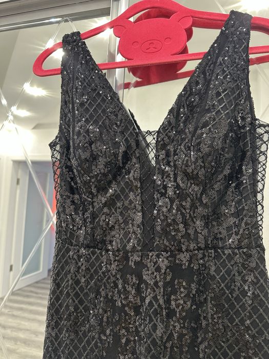 Черна официална рокля