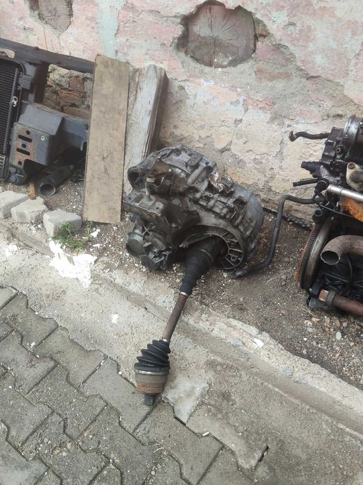 Schimb tot ce se vede in poze cu gaini, rate prepelite