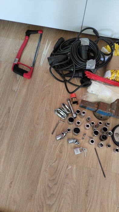 Vind cleștii instalator, preț negociabil