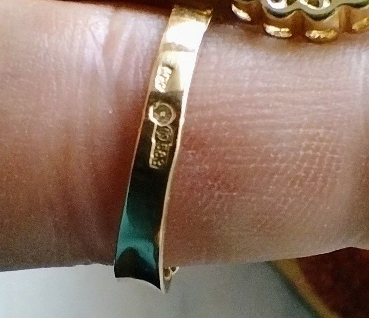 Inel vintage din aur de 14k cu diamante