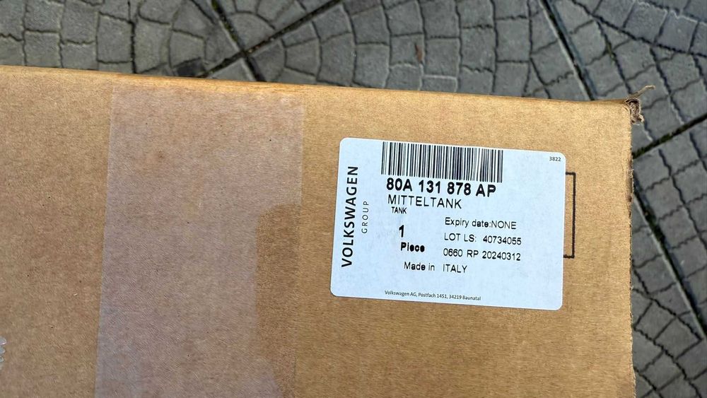 Rezervor+Pompa Adblue 80A131878AD 2.0 Tdi DETA Audi Q5 2 (FYB) OE