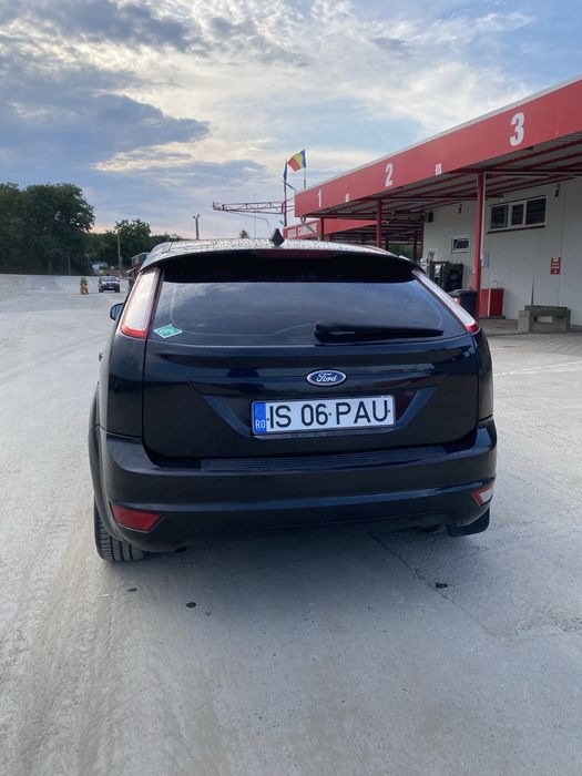 Ford focus 2 1,6 benzina
