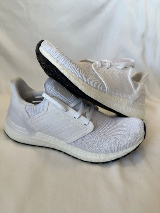 Оригинальные кроссовки Adidas UltraBoost 20