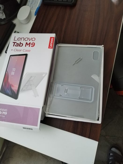 Таблет Lenovo Tab M9