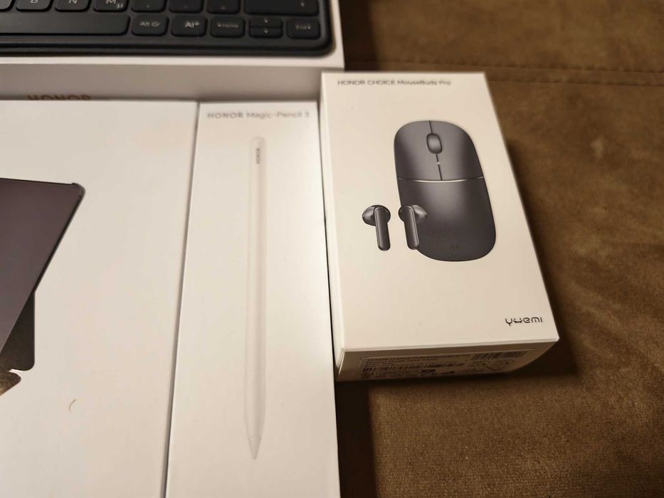 Пълен КОМПЛЕКТ Таблет Honor MagicPad 4 (12.3") – 16GB/512GB – КАТО НОВ!