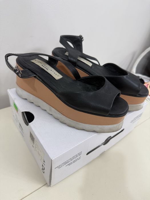 Женская обувь, туфли