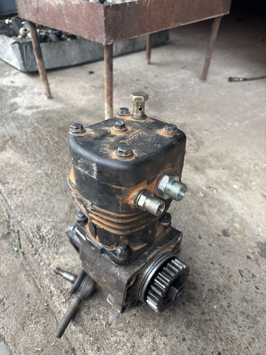 Продам компрессор от камаза