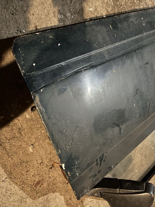 Продам правые двери ваз 2107-05