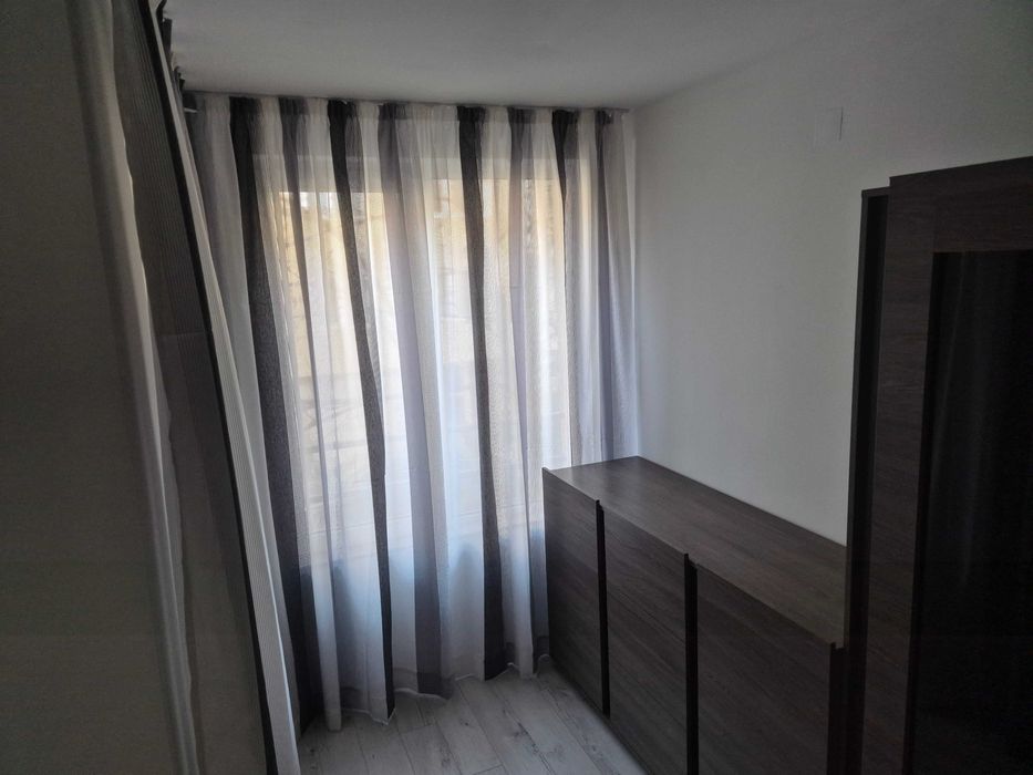 Дава се под наем Двустаен апартамент в София, Хладилника - 65 кв.м за 648.21 € - Снимка #5