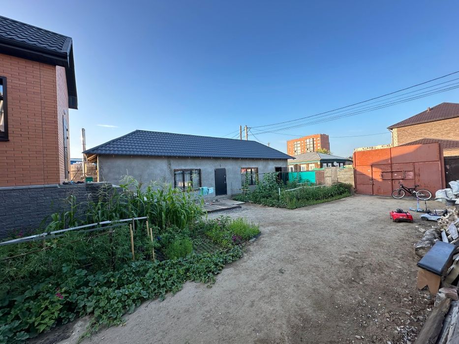 Продам большой дом в центре